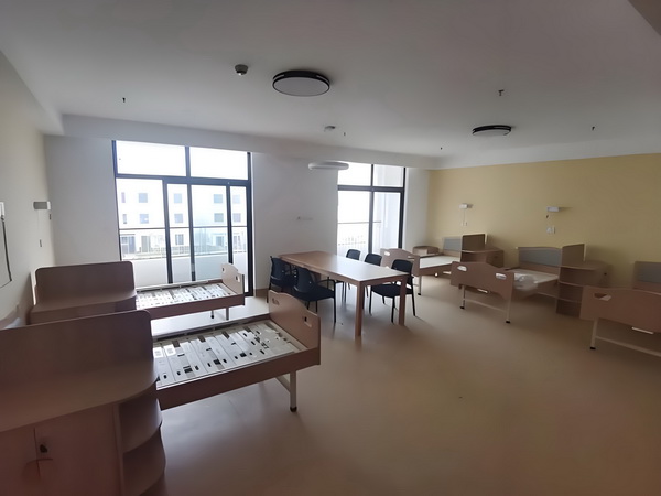 深圳学什么可以积分入户_变态男躲女神床下，尺度生猛的日本电影！ 尺后被带上人员工作来