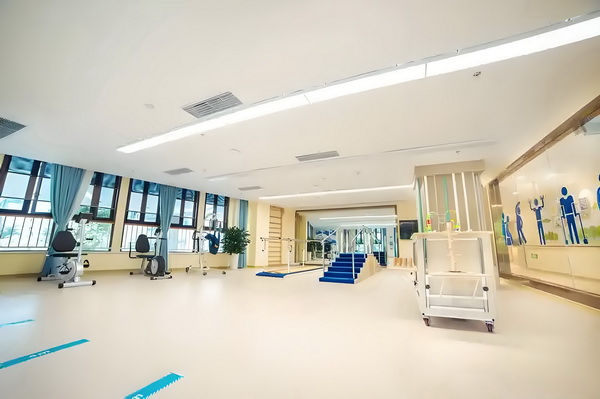 哪些技工在深圳可以积分入户_哈哈哈GM普通话还可以哦‼️有点惊喜 0多间共设个房主楼三层